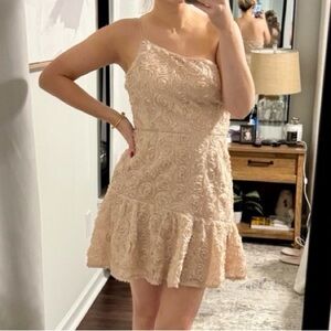 Elegant One-Shoulder Flower Dress in Cream